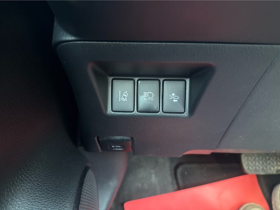 Toyota Yaris 1,5 Hybrid H2 Premium e-CVT 5d