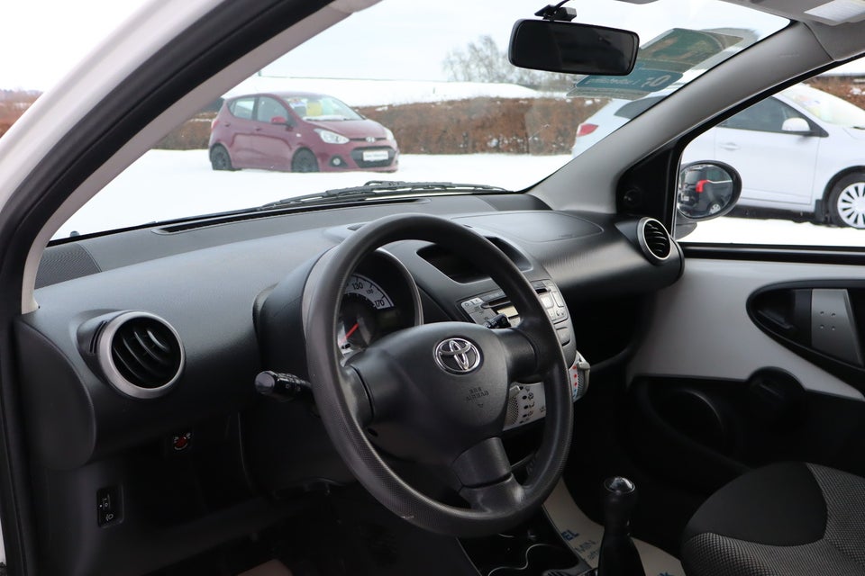 Toyota Aygo 1,0 VVT-i T2 Air Connect 5d