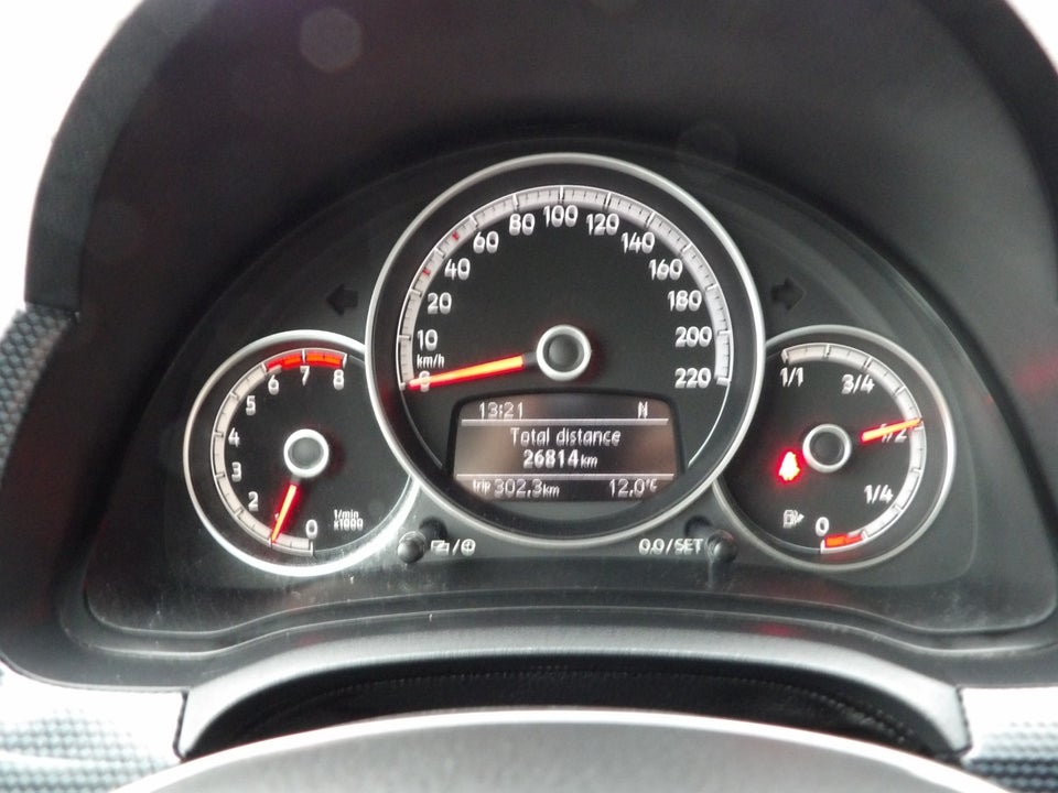 VW Up! 1,0 MPi 75 Move Up! ASG 5d