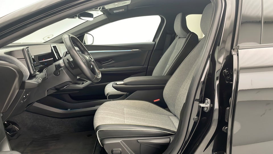 Renault Megane E-Tech 60 Techno 5d