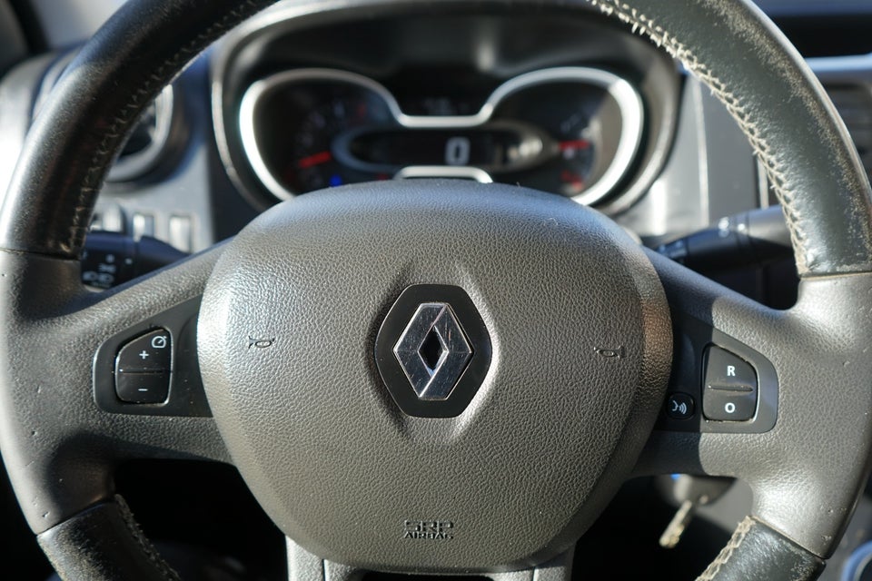 Renault Trafic T29 2,0 dCi 145 L2 Chassis