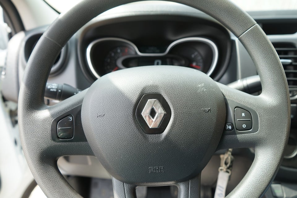 Renault Trafic T29 2,0 dCi 145 L2H2