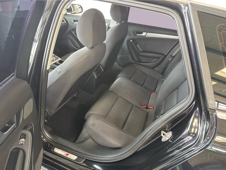Audi A4 1,8 TFSi 170 S-line Avant 5d