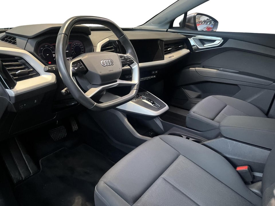 Audi Q4 e-tron 45 S-line 5d