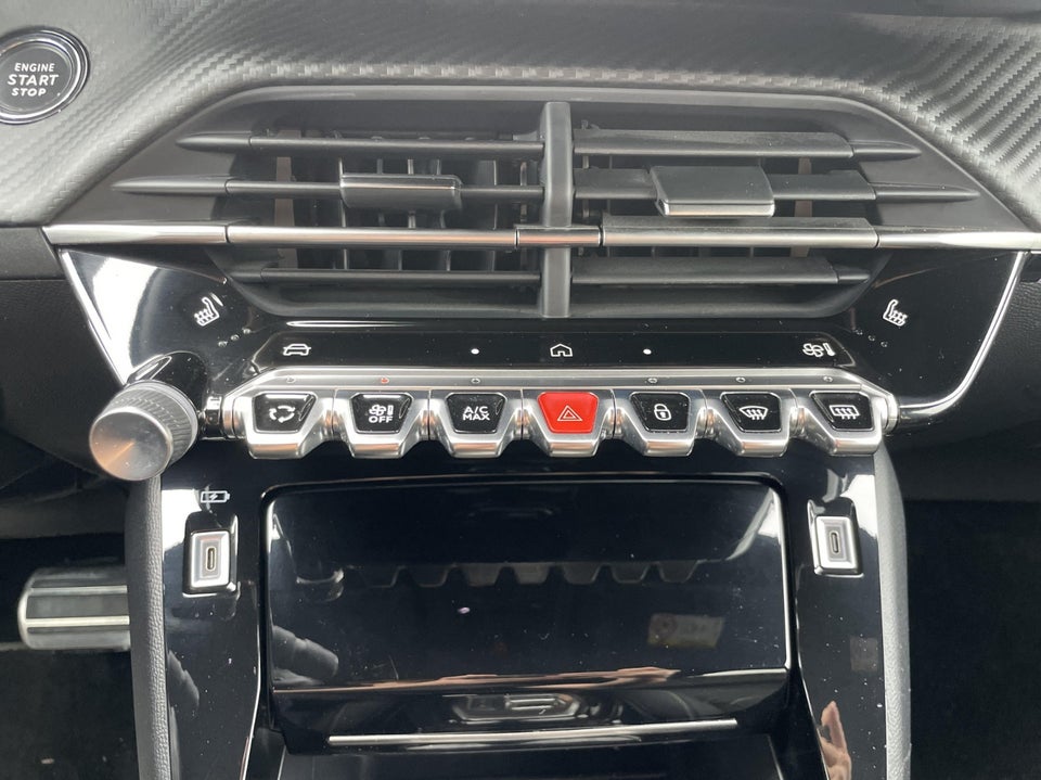 Peugeot e-208 54 GT 5d