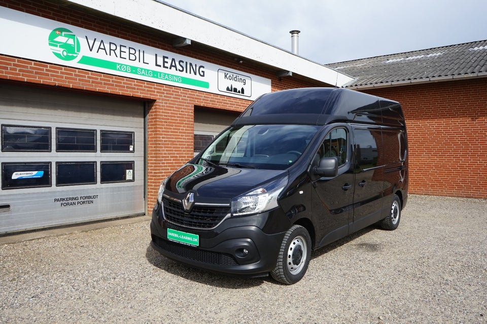 Renault Trafic T29 2,0 dCi 145 L2H2