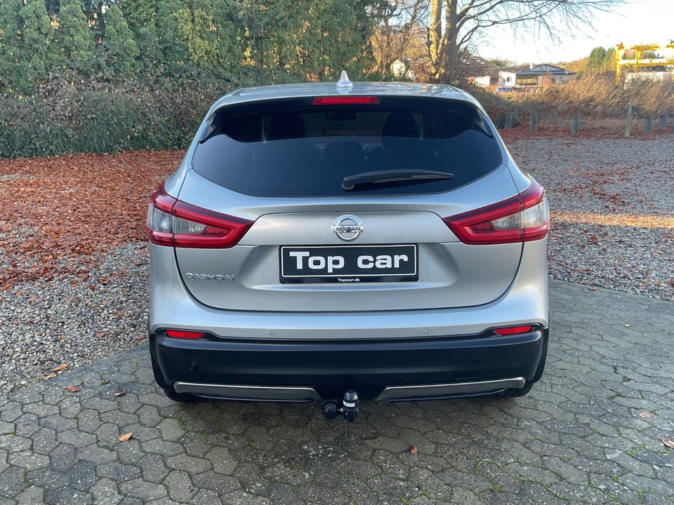 Nissan Qashqai 1,3 Dig-T 140 N-Connecta 5d