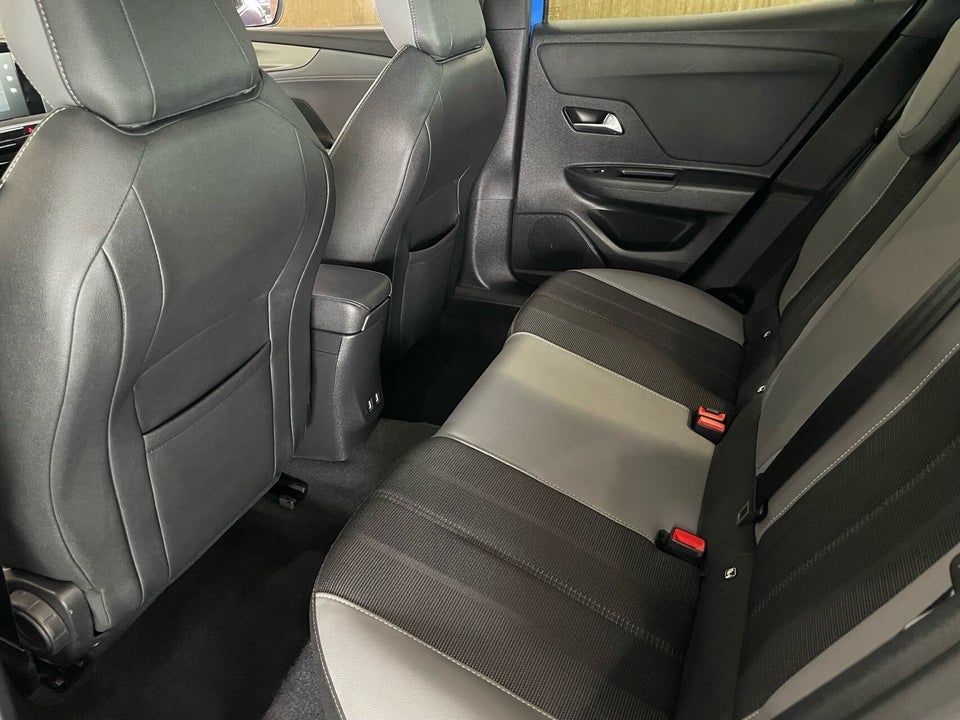 Opel Mokka-e 50 Elegance 5d