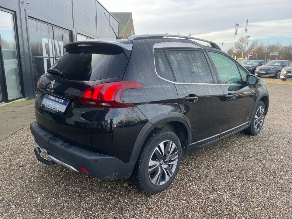 Peugeot 2008 1,5 BlueHDi 100 Prestige Sky 5d