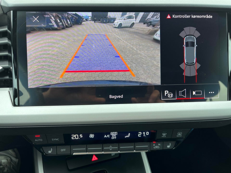 Audi Q4 e-tron 35 S-line 5d