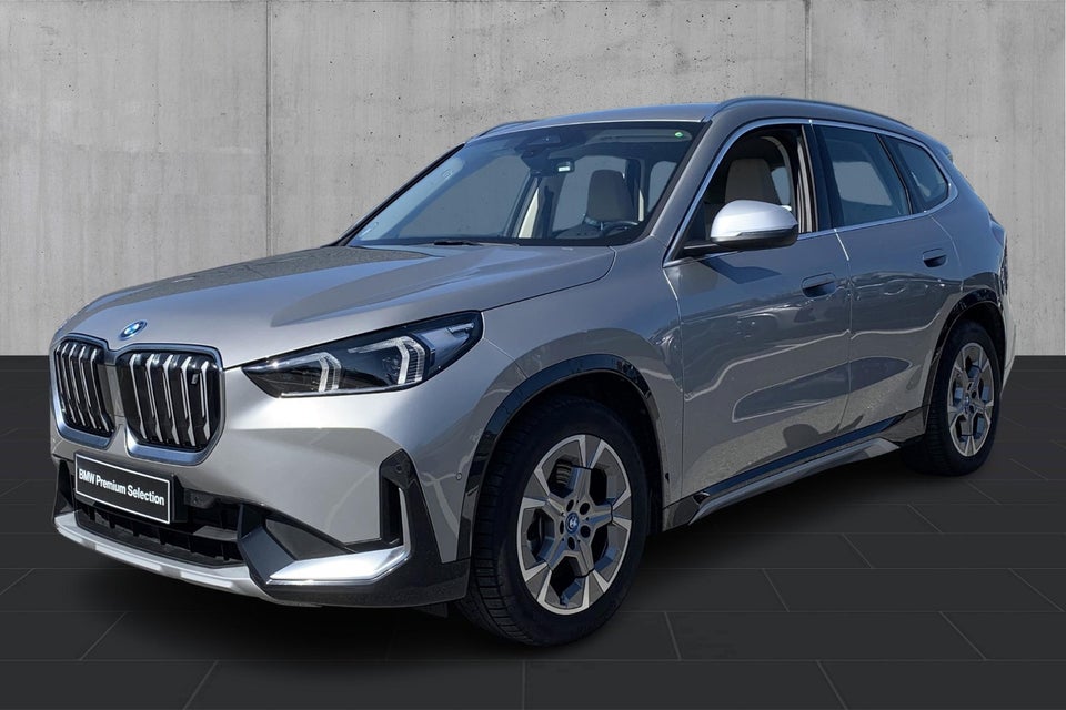 BMW iX1 xDrive30 5d