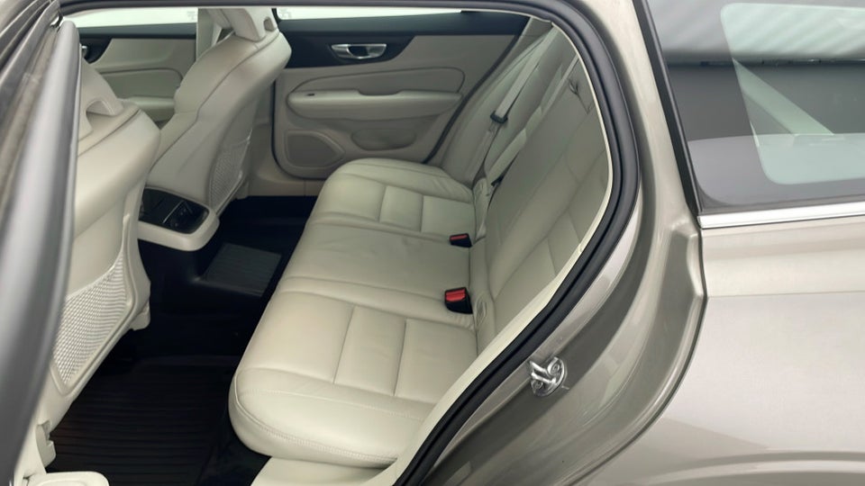 Volvo V60 2,0 T6 ReCharge Inscription aut. AWD 5d