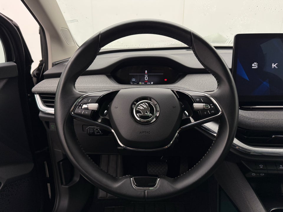 Skoda Enyaq 60 iV Loft 5d