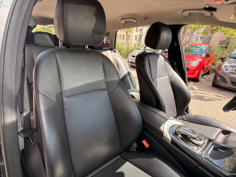 Mercedes C220 d 2,2 Avantgarde stc. aut. 5d
