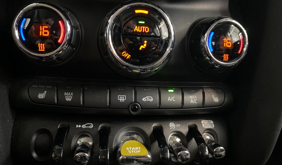 MINI Cooper SE Maximise 3d