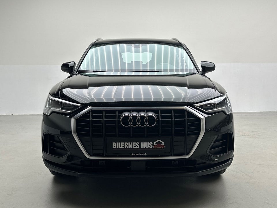 Audi Q3 45 TFSi e Attitude+ S-tr. 5d