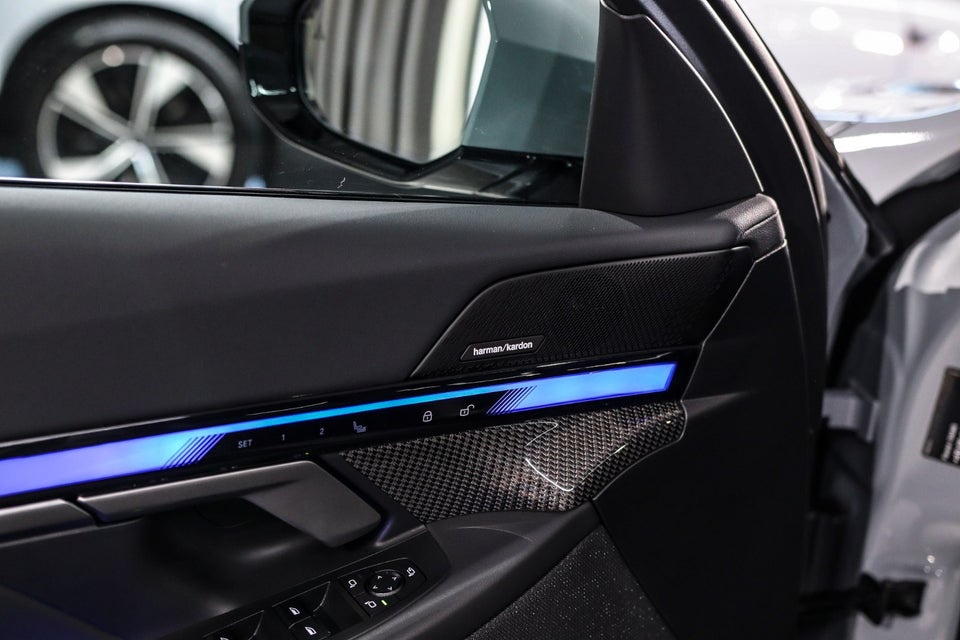 BMW i5 eDrive40 Touring Fully Charged 5d