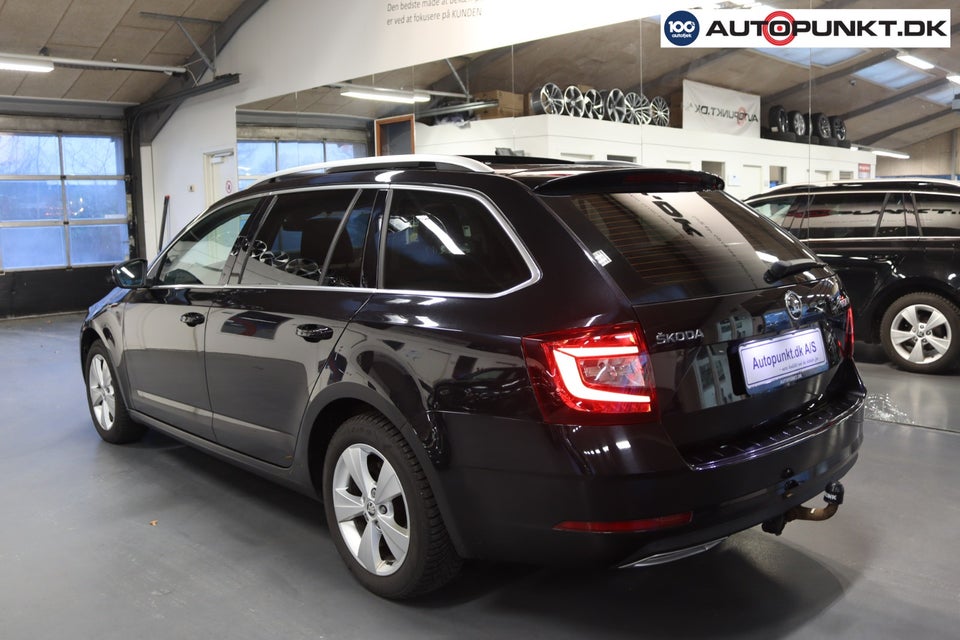 Skoda Octavia 1,6 TDi 115 Style Combi DSG 5d