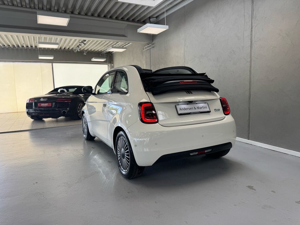 Fiat 500e 42 Icon Pack Cabrio 2d