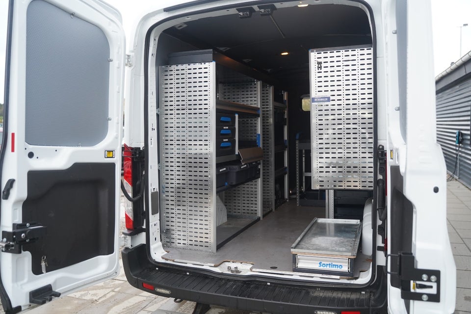 Ford Transit 350 L2 Van 2,0 TDCi 130 Trend H2 RWD