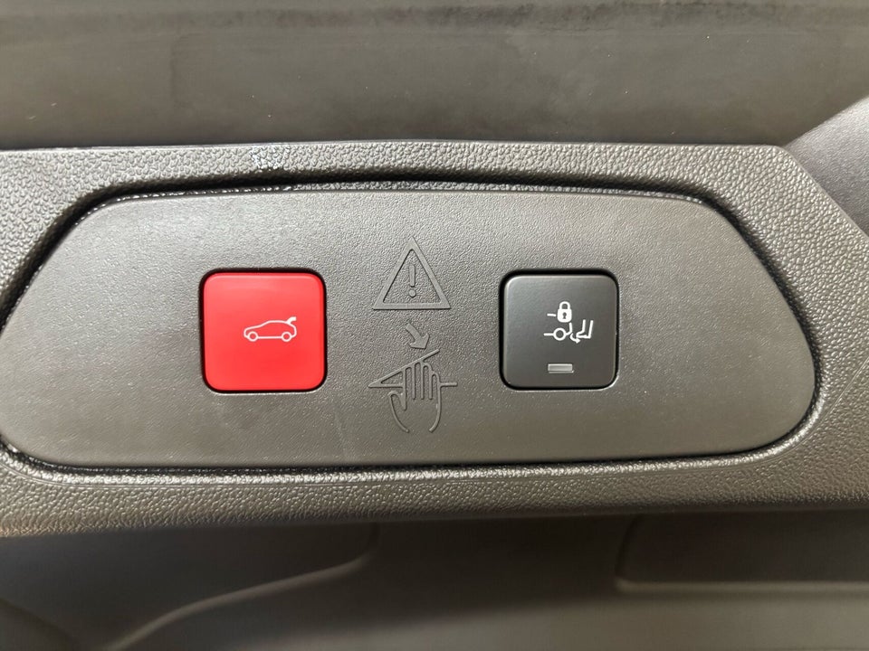 Opel Grandland 1,6 Hybrid Ultimate aut. 5d