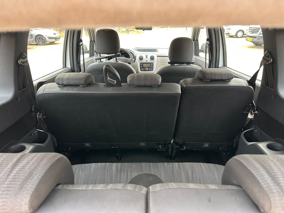 Dacia Lodgy 1,6 16V Ambiance 7prs 5d
