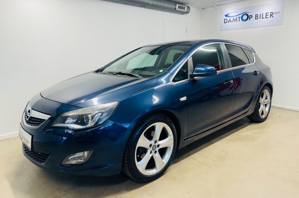 Opel Astra 1,6 T 180 Sport 5d