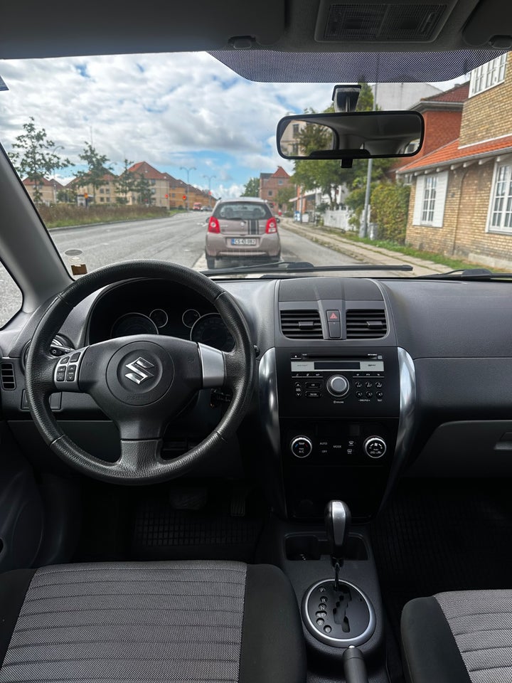 Suzuki SX4 1,6 CombiBack GLX aut. 5d