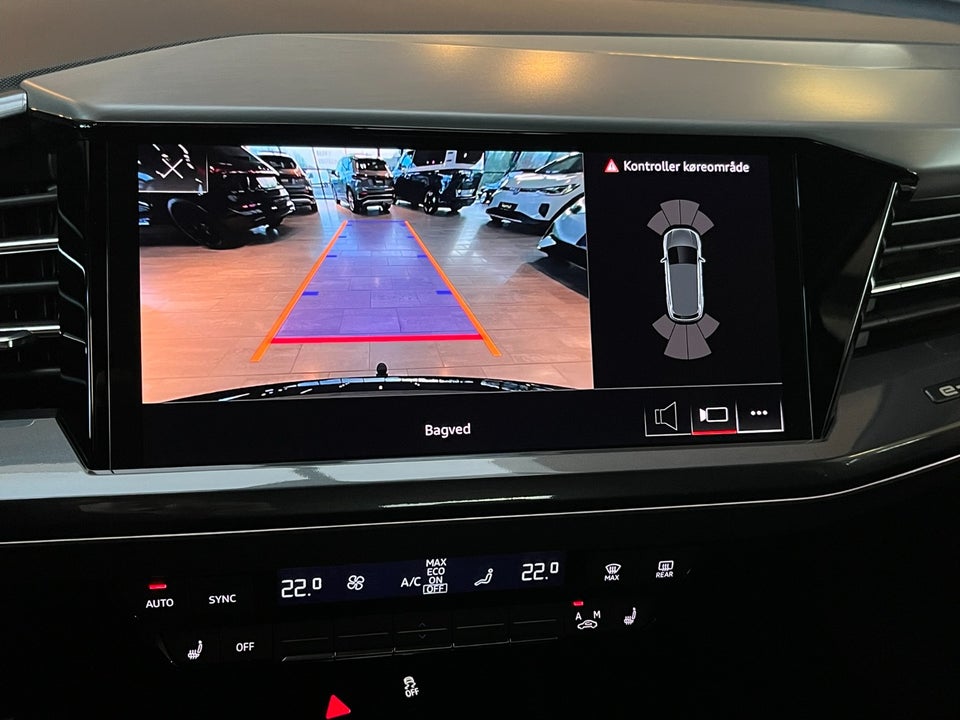 Audi Q4 e-tron 45 S-line 5d