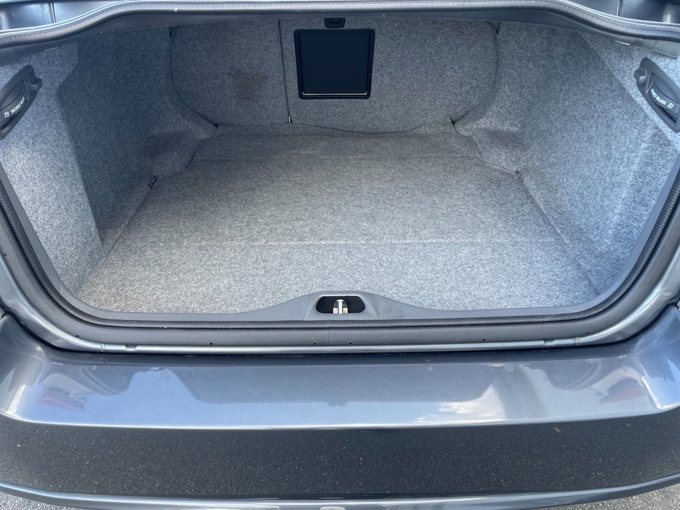 Volvo S60 2,4 140 Momentum 4d