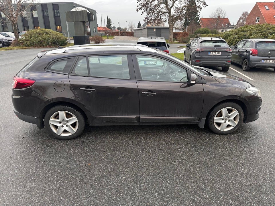 Renault Megane III 1,5 dCi 110 Expression Sport Tourer 5d