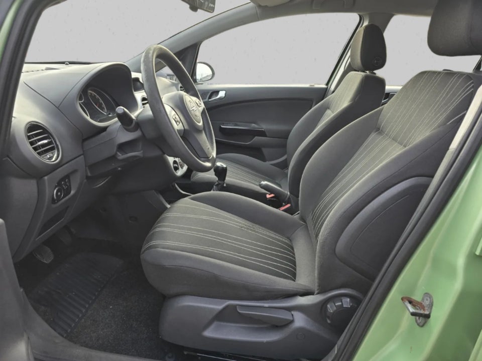 Opel Corsa 1,0 12V Edition 5d