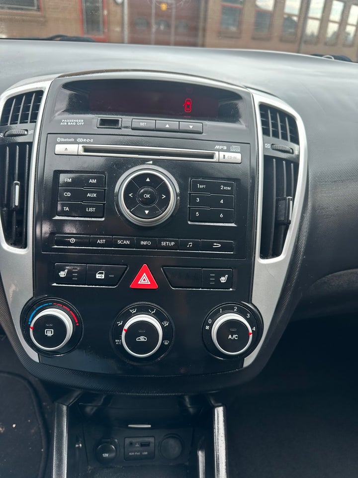 Kia Ceed 1,6 CRDi 115 Active SW 5d