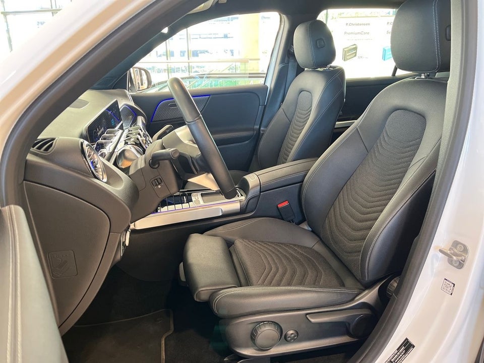 Mercedes EQB300 Progressive 4Matic 5d