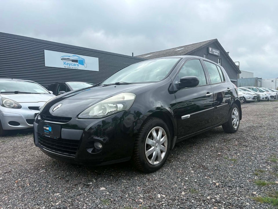 Renault Clio III 1,2 16V Authentique 5d