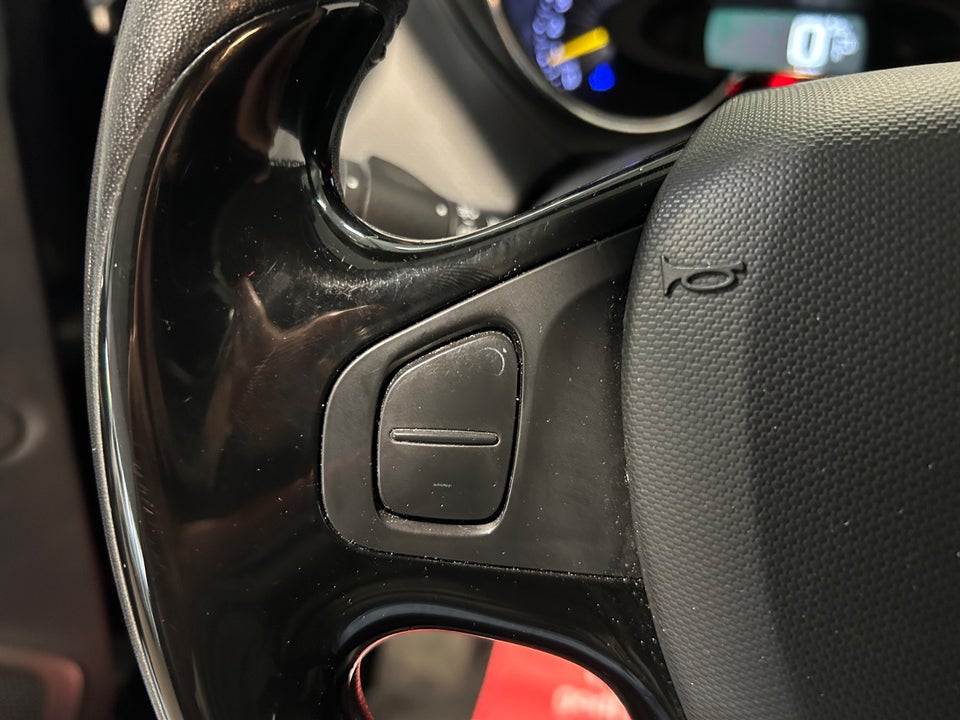Renault Captur 1,2 TCe 120 Expression EDC 5d