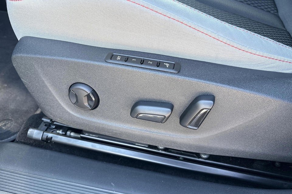 Skoda Elroq 85 iV Lodge 5d