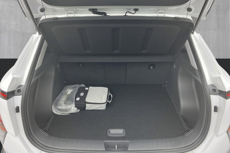 Hyundai Kona 65 EV Essential 5d