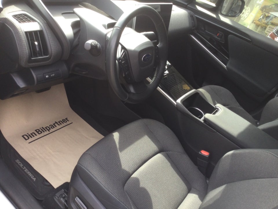 Subaru Solterra 71 Limited 5d