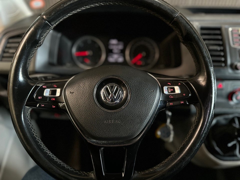 VW Transporter 2,0 TDi 114 Kassevogn lang BMT