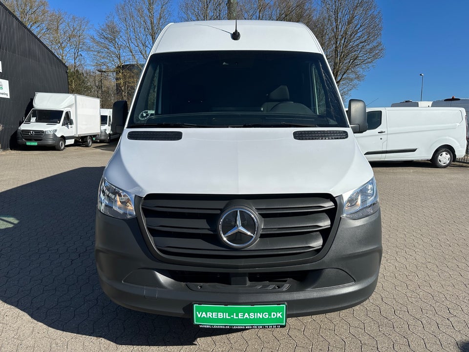 Mercedes eSprinter 414 113 A3 Kassevogn SELECT