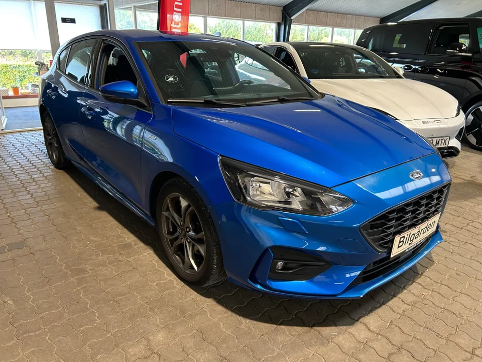 Ford Focus 1,0 EcoBoost ST-Line 5d