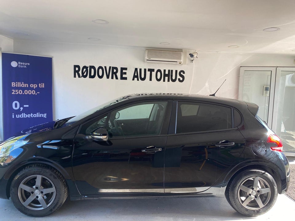 Peugeot 208 1,2 PureTech 82 Active 5d