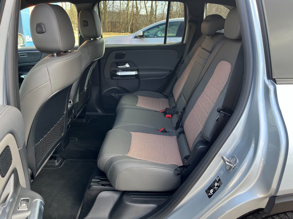 Mercedes EQB250+ Electric Art 5d