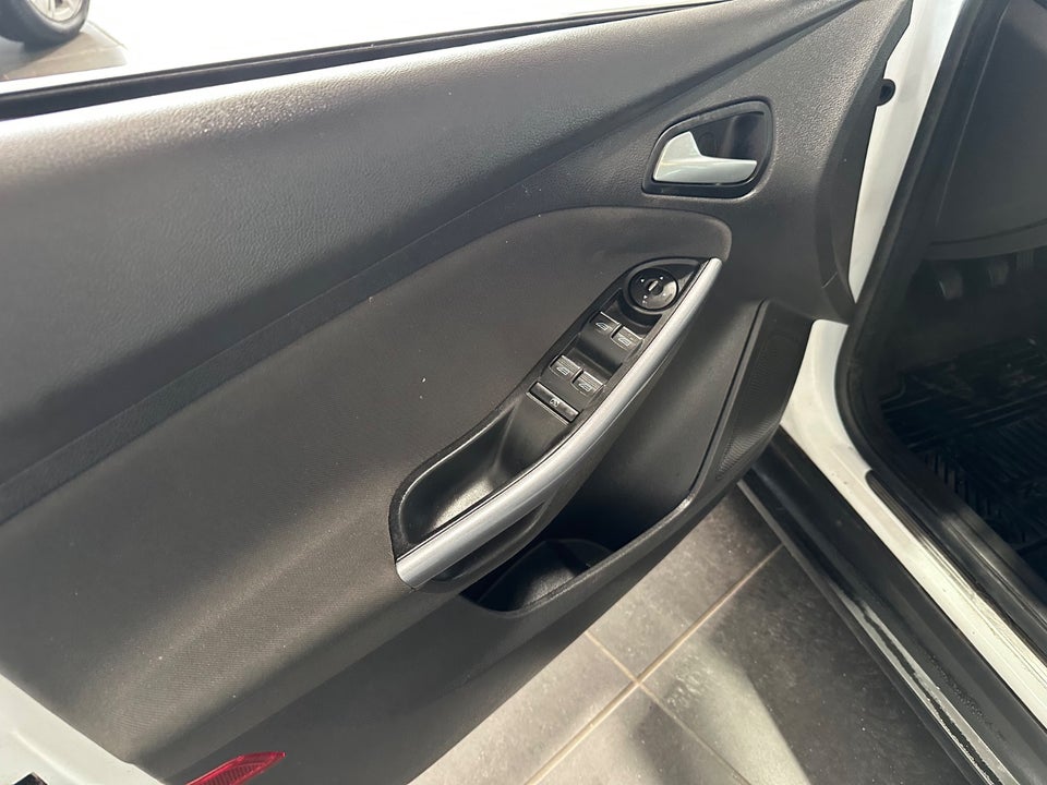 Ford Focus 1,6 TDCi 105 Titanium ECO Van 5d