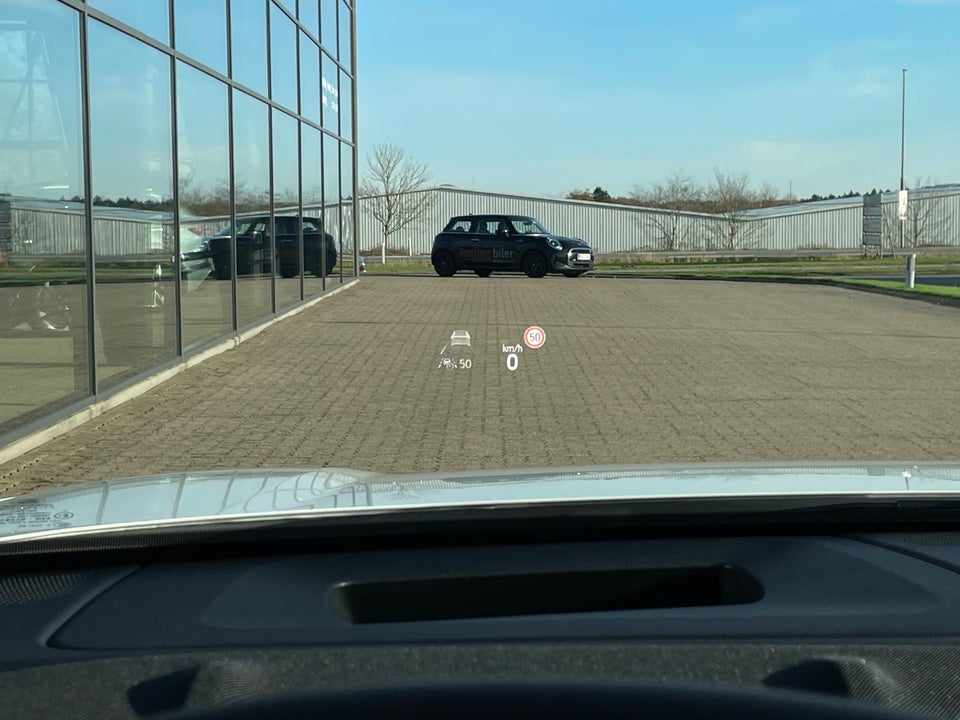 Ford Explorer 82 Premium Extended Range 5d