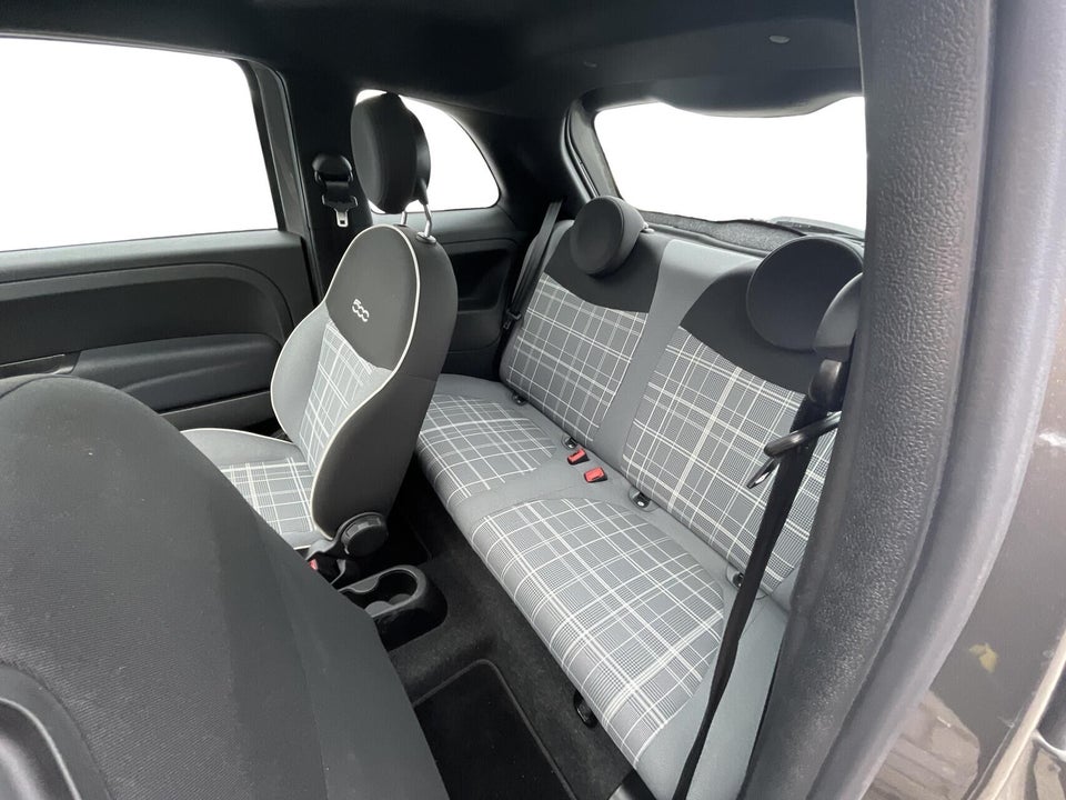 Fiat 500 1,0 Hybrid Lounge+ 3d