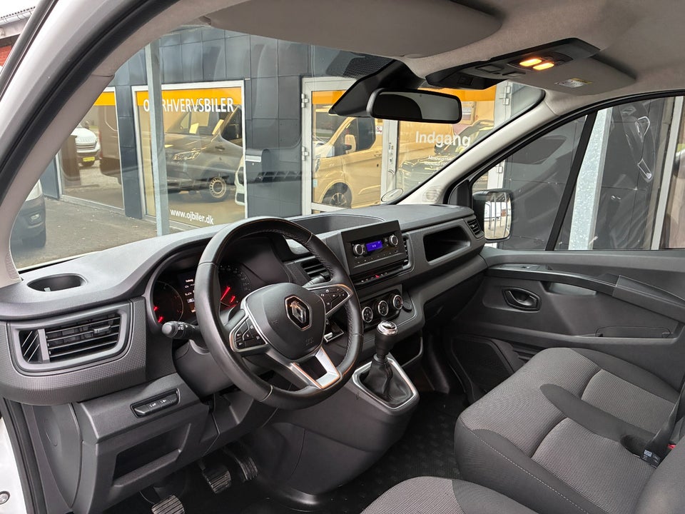 Renault Trafic 2,0 dCi 130 L2H1 Tekno