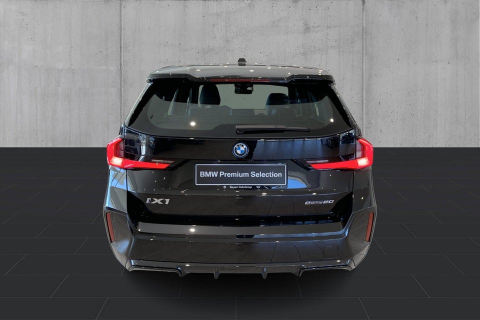 BMW iX1 eDrive20 M-Sport 5d