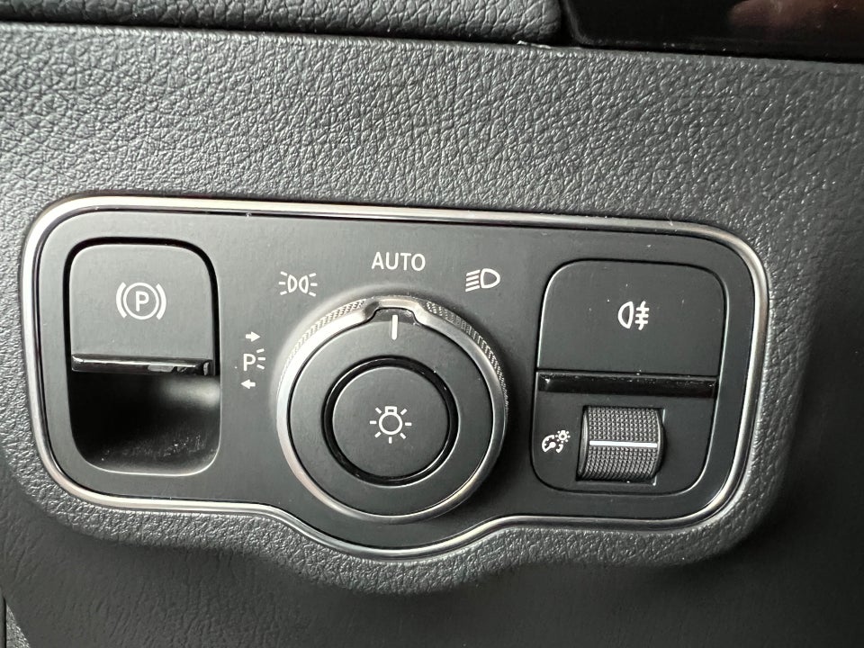 Mercedes EQA250+ Progressive Advance 5d